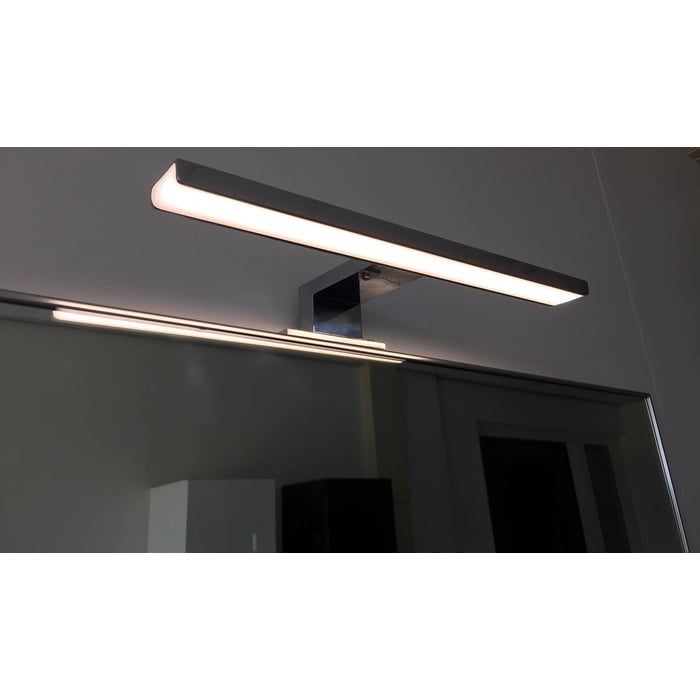 Filosofisch visueel R Saqu Luminous Opbouw LED verlichting voor Spiegel/Spiegelkast 30cm Chroom -  Saniweb.nl